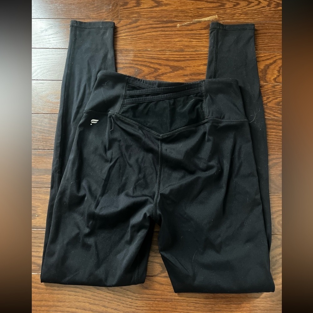 Fabletics Women’s Black Back Cross Over Leggings Full Length size small